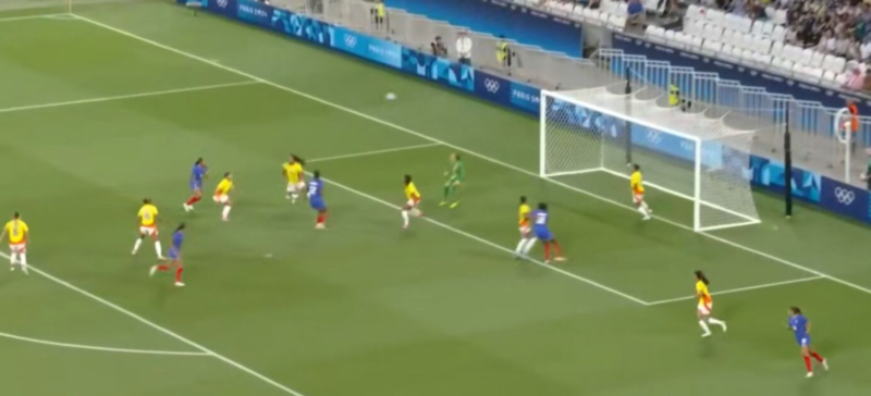 奥运会女足半场:卡托托梅开二度 达利进球 法国暂时3-0哥伦比亚