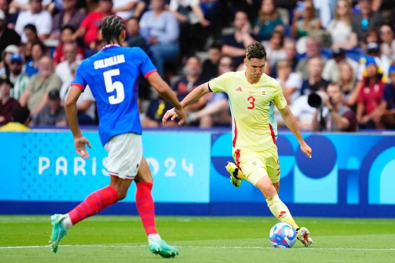 欧洲杯+奥运金牌!西班牙封神,30天两胜法国,巴萨大将赢麻了