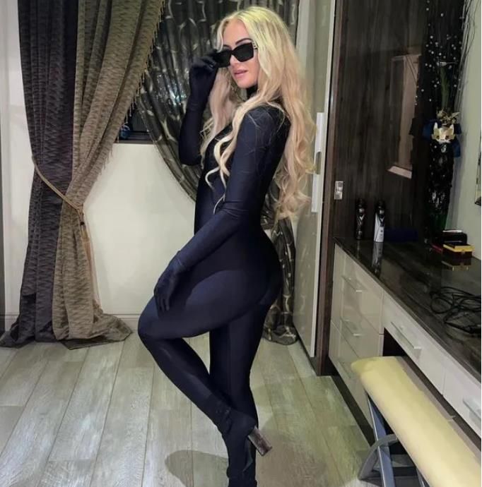 手滑还是?尤文中场女友社媒晒照 贴C罗标签引热议