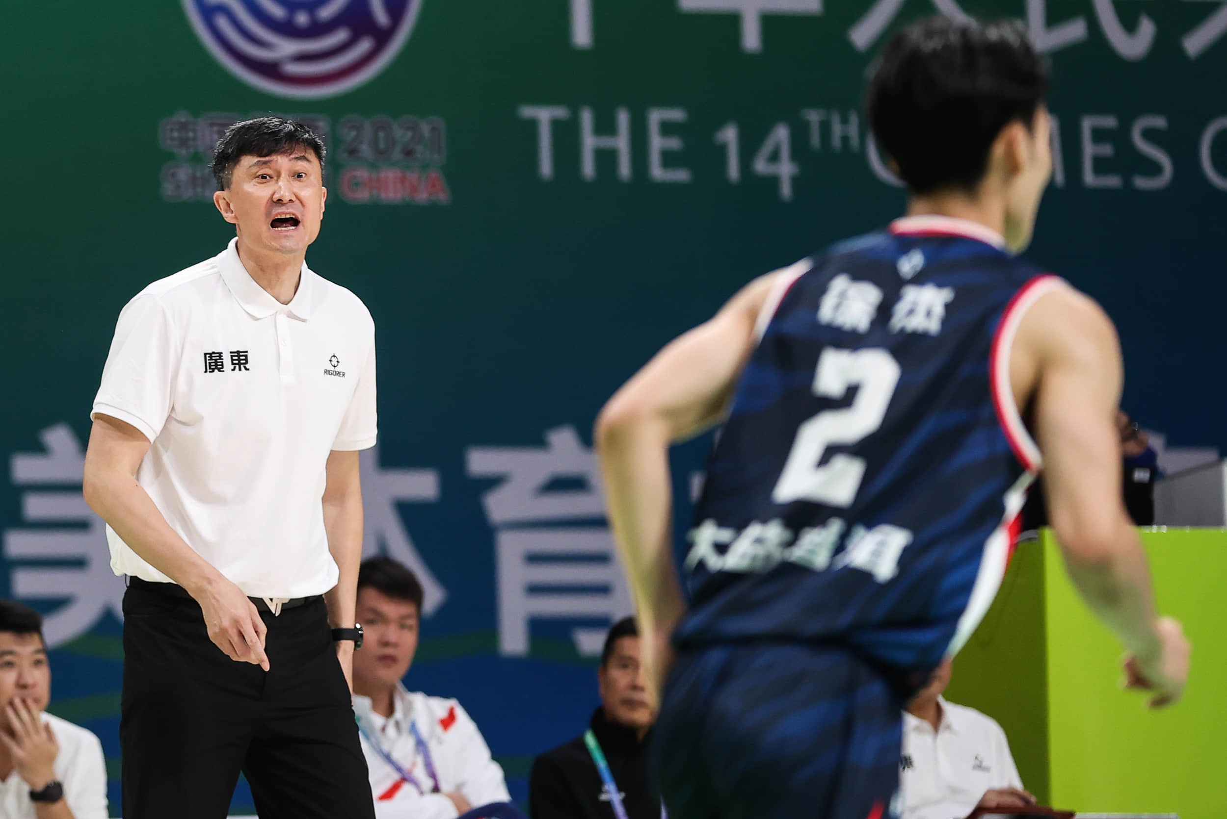 💪🏻广东球员徐杰&amp;莫兰德今日出战44分钟，周琦仅出场23分50秒